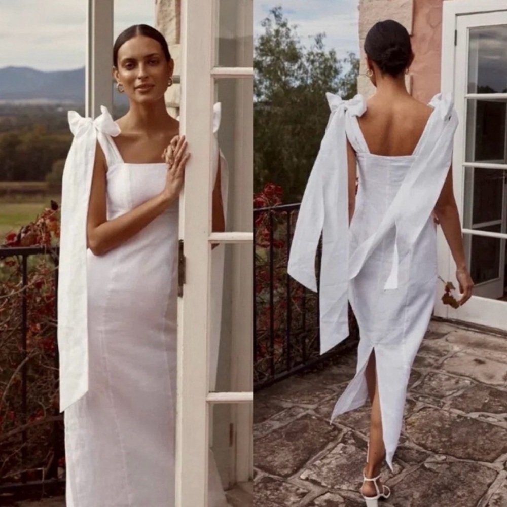 DISSH White Bow-Tie Dress